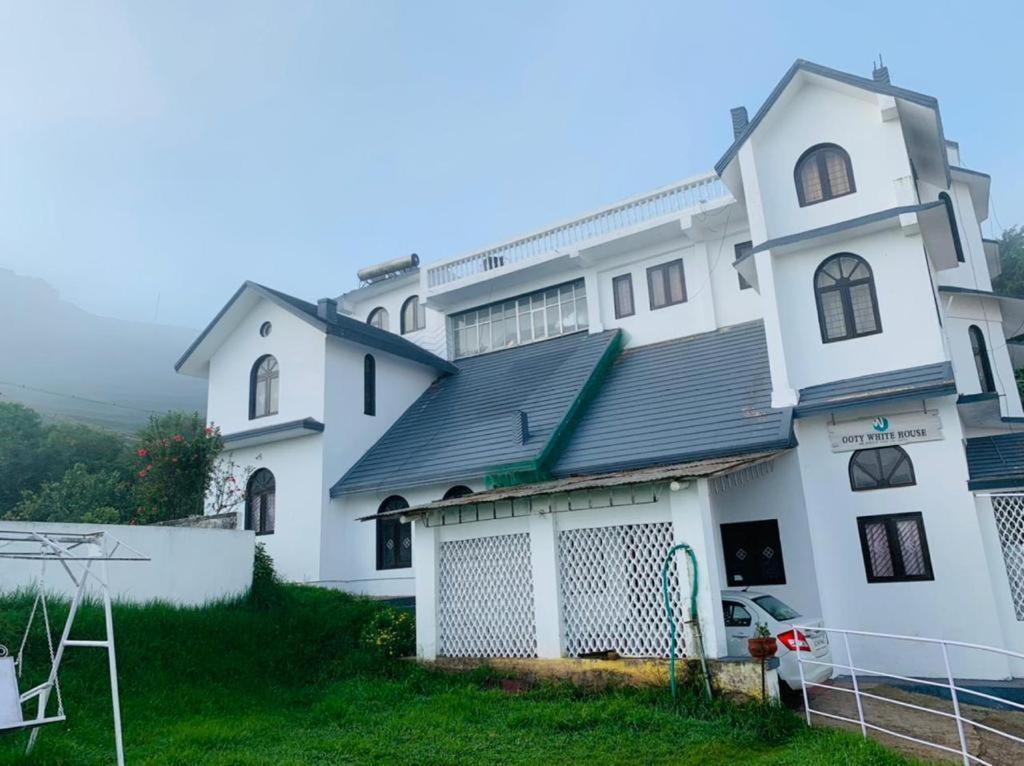 Bob Lesiure Hotel Ooty Exterior foto