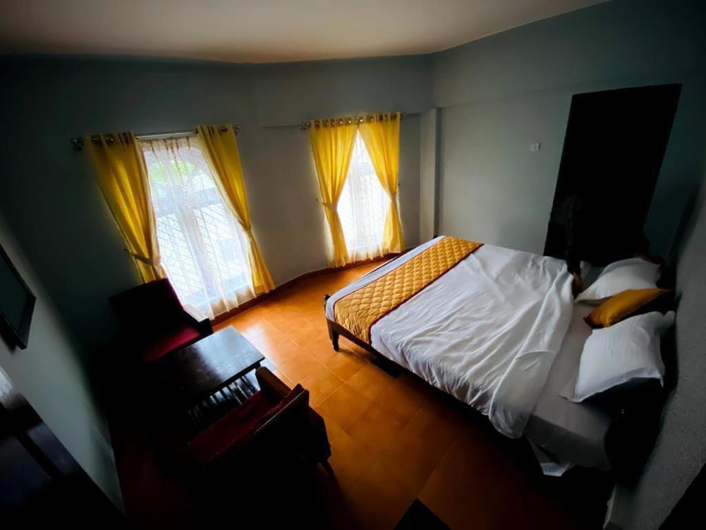Bob Lesiure Hotel Ooty Exterior foto