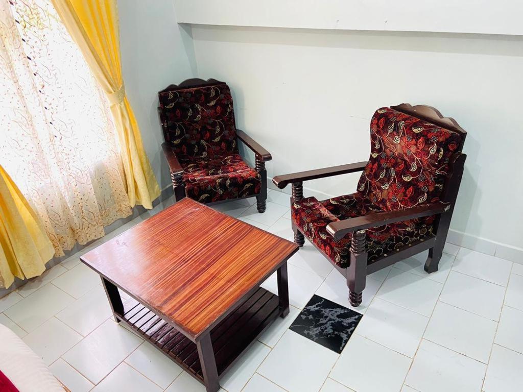 Bob Lesiure Hotel Ooty Exterior foto
